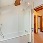 4 Bed In Oc-83055 * Ambleside