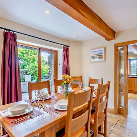4 Bed In 83055 Holiday home *