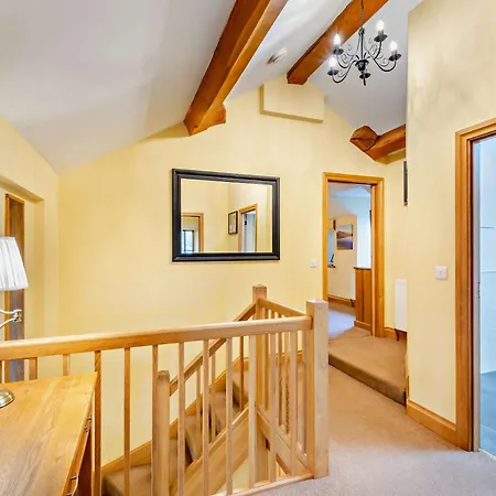 4 Bed In 83055 Holiday home Ambleside